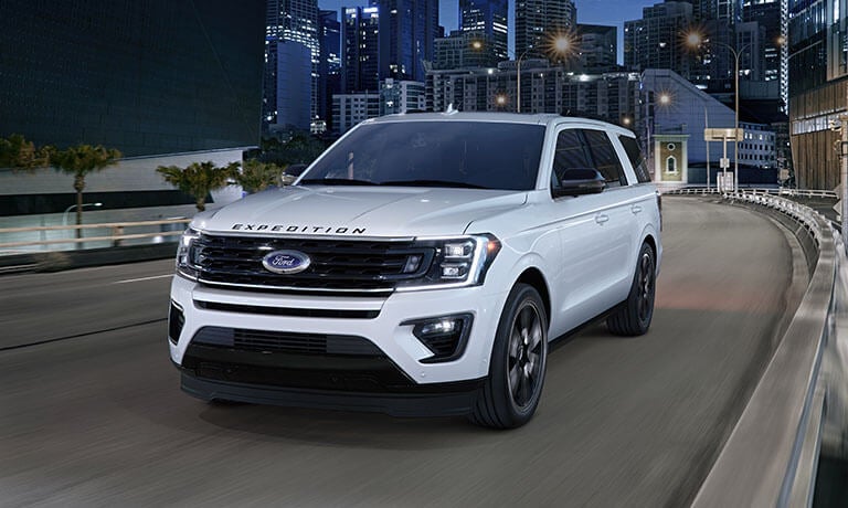 2020 Ford Expedition driving in the city at night